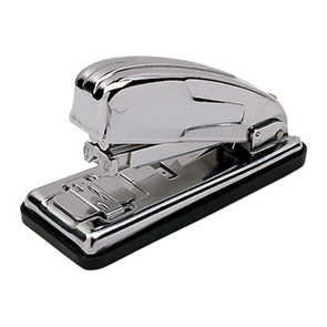 Grapadora petrus 230c cromada capacidad 30 hojas