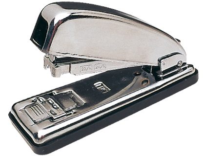 Grapadora petrus 226c cromada capacidad 30 hojas