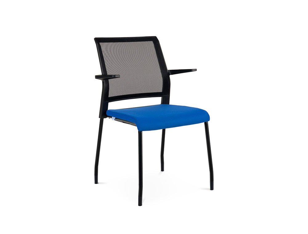Silla rocada confidente brazos fijos estructura metalica asiento tela ignifuga azul respaldo malla